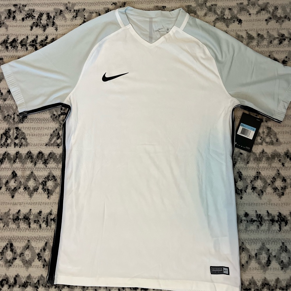 Nike football/soccer Aeroswift shirt